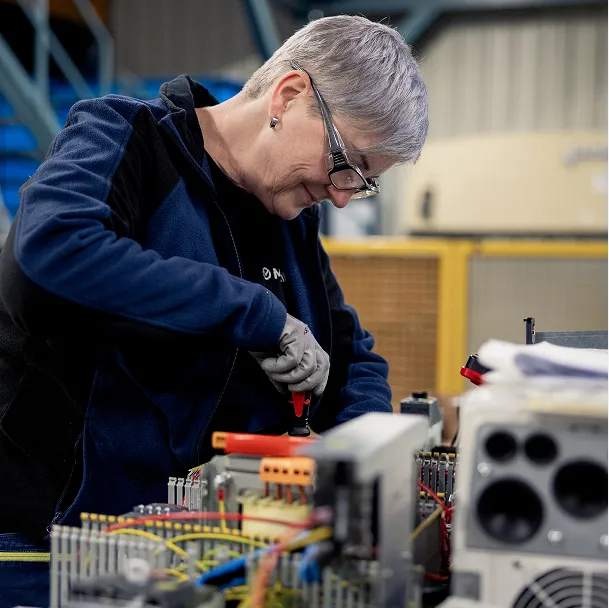 Employee in a Munters manufacturing facility.